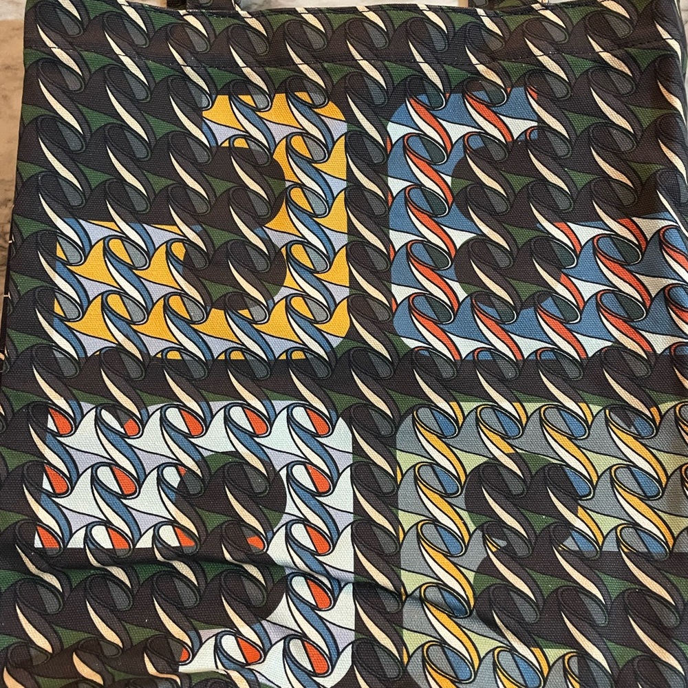 Tory Burch Swan Ribbon Abstract Geometric Print Pattern Cotton
Canvas Tote Purse